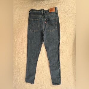 LEVI’S 721 High Rise Skinny Ankle Women’s: 27  *Like New